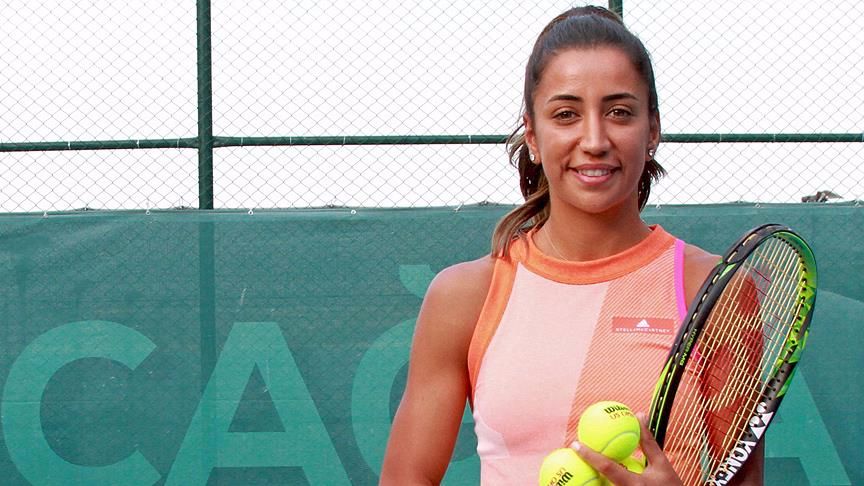 Çağla Büyükakçayın Sharapova heyecanı Çağla Büyükakçayın Sharapova heyecanı